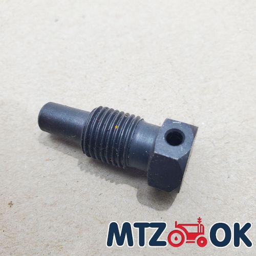 Наклейка на капот МТЗ 82 к-т 2шт. (110х7см) серая Наклейка на капот МТЗ 82 к-т 2шт. (110х7см) серая