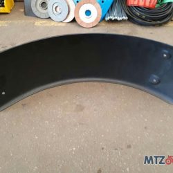 Крыло переднее МТЗ 82 пластик (широкое) 111х29 см (оригинал) 80-8403041-А1 Крыло переднее МТЗ 82 пластик (широкое) 111х29 см (оригинал) 80-8403041-А1