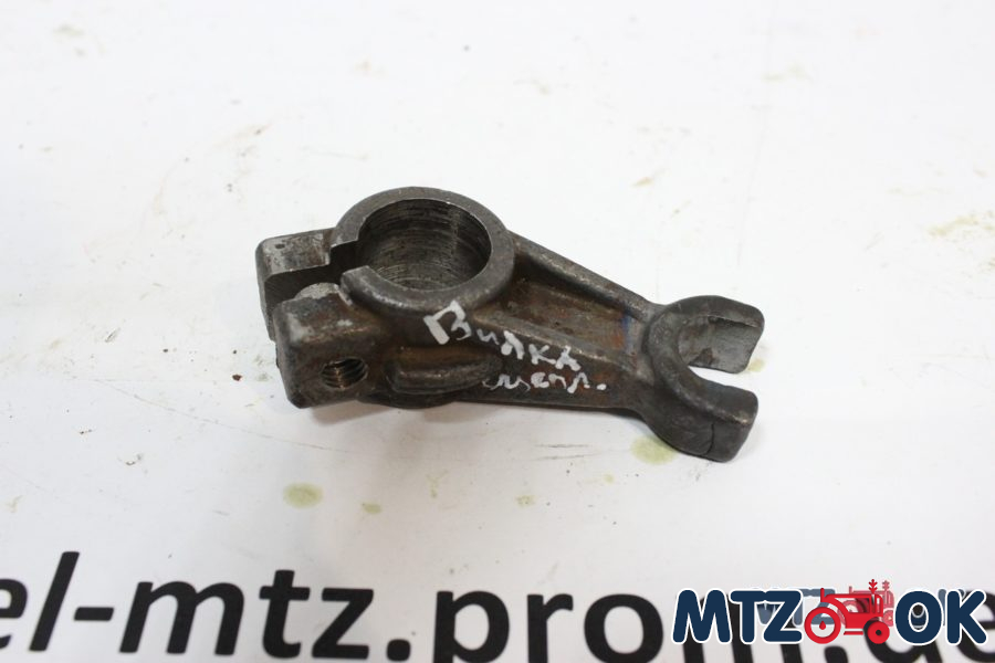 Вилка выкл. сцепления МТЗ <ДК>50-1601203 Вилка выкл. сцепления МТЗ <ДК>50-1601203
