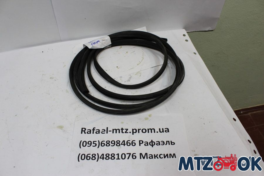 Уплотнитель двери МТЗ УК 4,15м (пр-во Украина) 80-6700021-01 Уплотнитель двери МТЗ УК 4,15м (пр-во Украина) 80-6700021-01