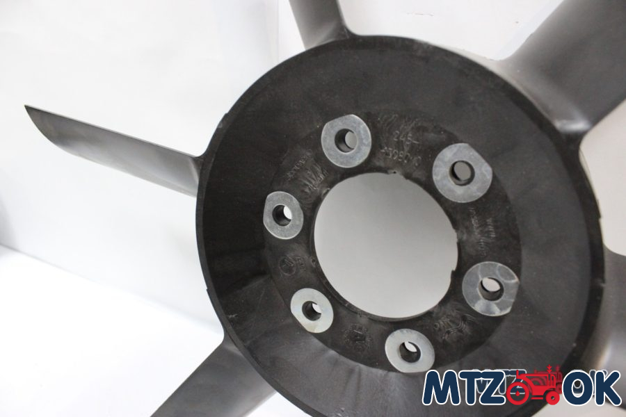 Вентилятор системы охлаждения Д 243.245 пластиковый 6 лопаст. (пр-во Украина)245-1308010-А Вентилятор системы охлаждения Д 243.245 пластиковый 6 лопаст. (пр-во Украина)245-1308010-А