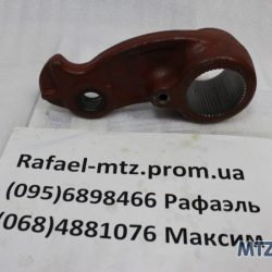 Рычаг мех. навески задн. поворот. МТЗ 80-82 (пр-во Беларус)70-4605024А