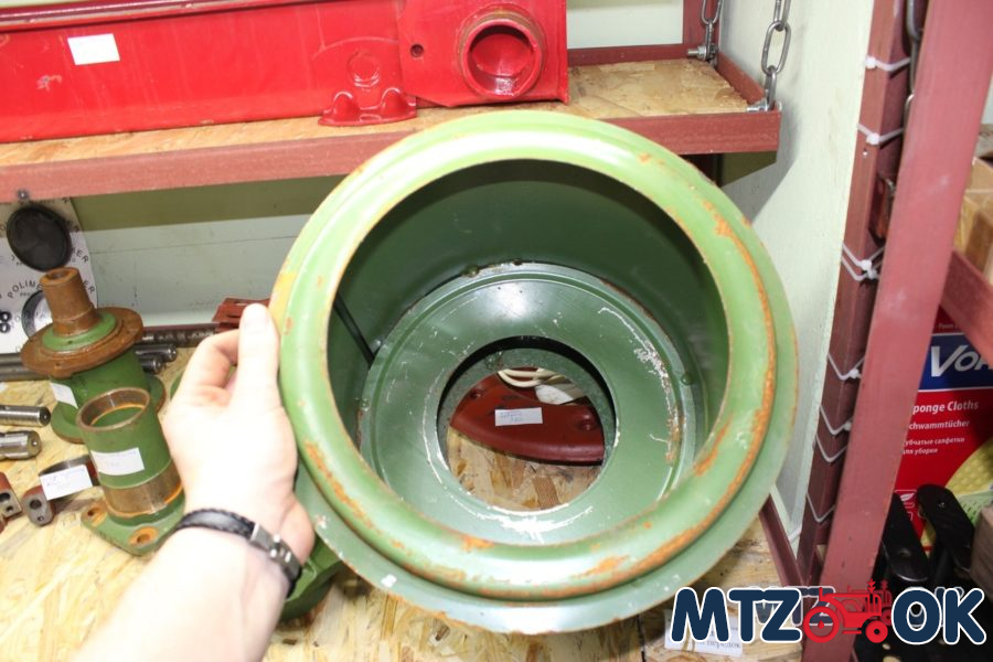 Кожух (ведро) барабана косилки зеленый Кожух (ведро) барабана косилки зеленый