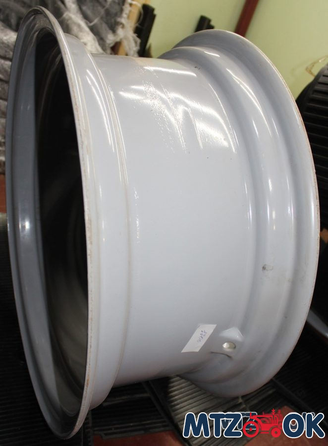 Диск колеса ведущий передний на 8 шпилек (пр-во БЗТДиА) W9-20-3101020-А-02 Диск колеса ведущий передний на 8 шпилек (пр-во БЗТДиА) W9-20-3101020-А-02