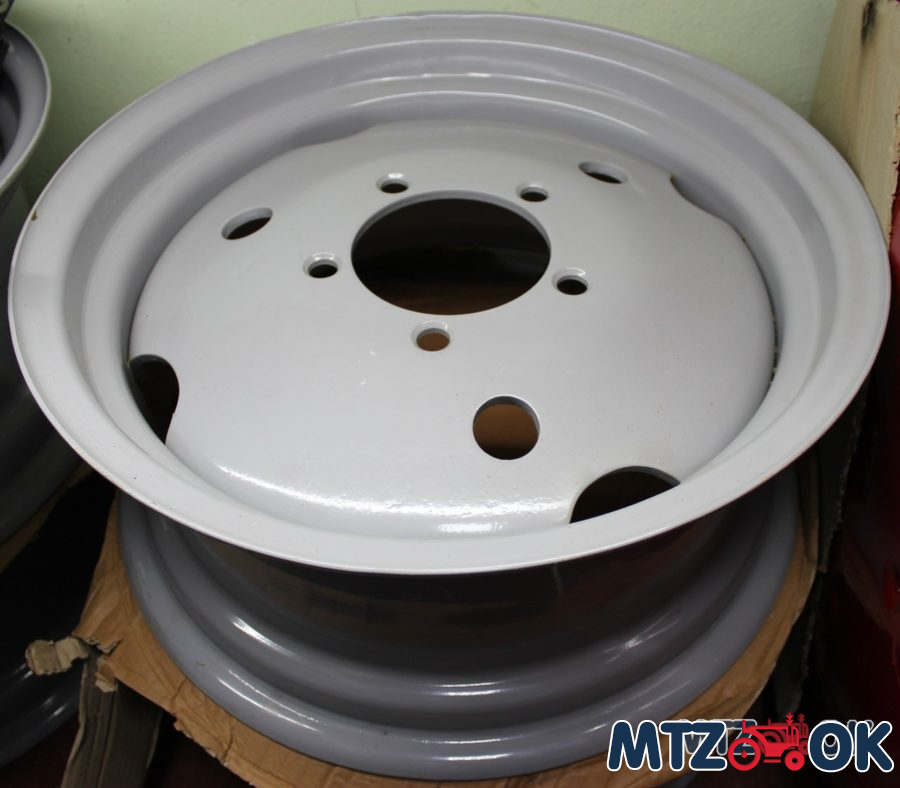 Диск колеса ведущий передний на 5 шпилек (пр-во БЗТДиА) W9-20-3101020-А-01 Диск колеса ведущий передний на 5 шпилек (пр-во БЗТДиА) W9-20-3101020-А-01