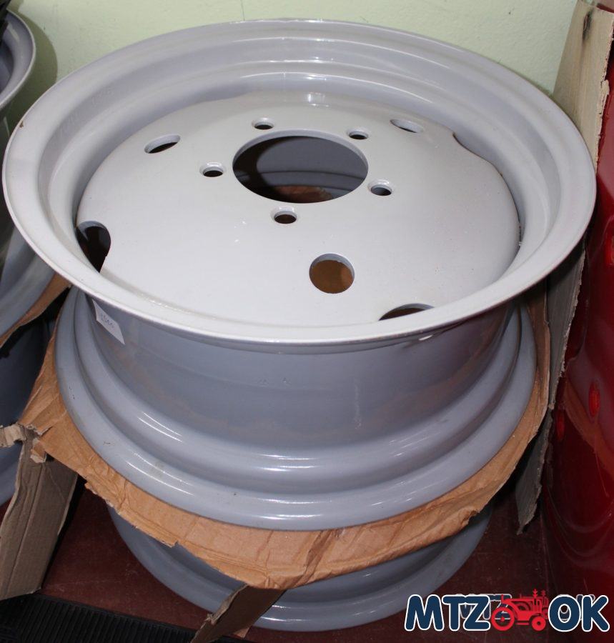 Диск колеса ведущий передний на 5 шпилек (пр-во БЗТДиА) W9-20-3101020-А-01 Диск колеса ведущий передний на 5 шпилек (пр-во БЗТДиА) W9-20-3101020-А-01