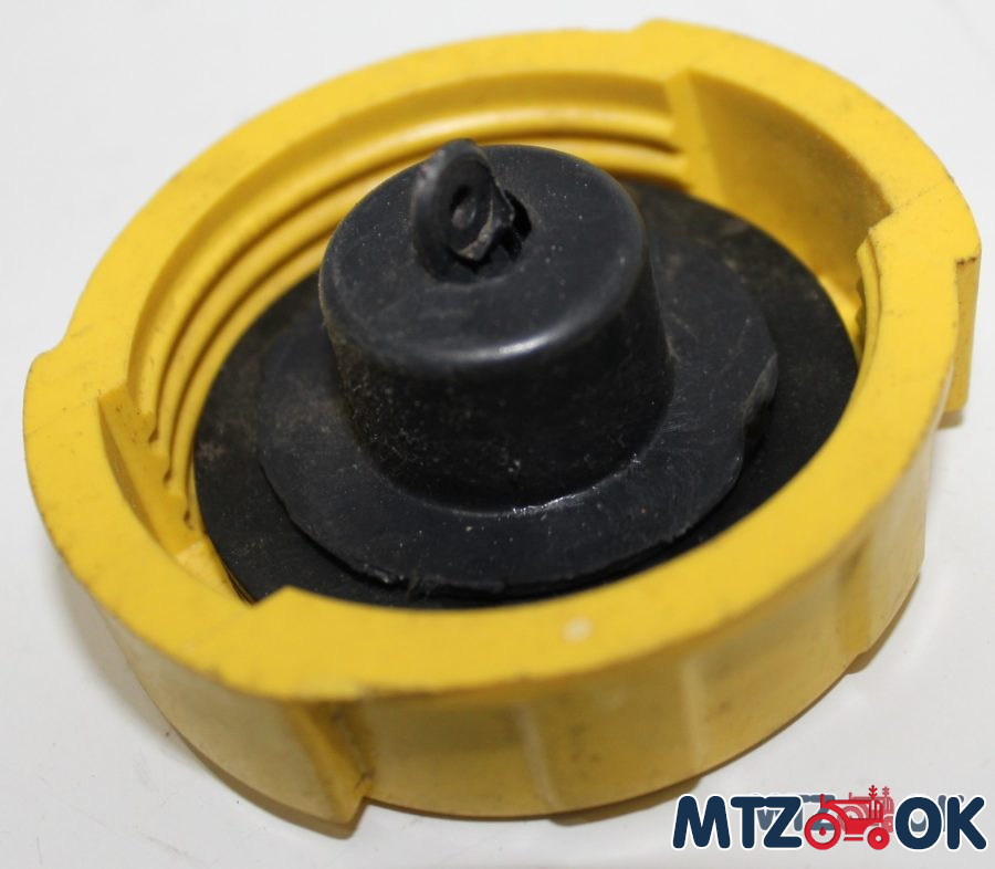 Крышка бака топл. МТЗ узкая горловина пластик d=54мм (пр-во МТЗ) 082-1103010 Крышка бака топл. МТЗ узкая горловина пластик d=54мм (пр-во МТЗ) 082-1103010