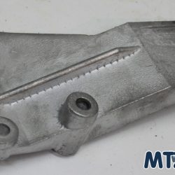 Кронштейн крепления топливного фильтра тонкой очистки (стальной)245-1117091-БС Кронштейн крепления топливного фильтра тонкой очистки (стальной)245-1117091-БС