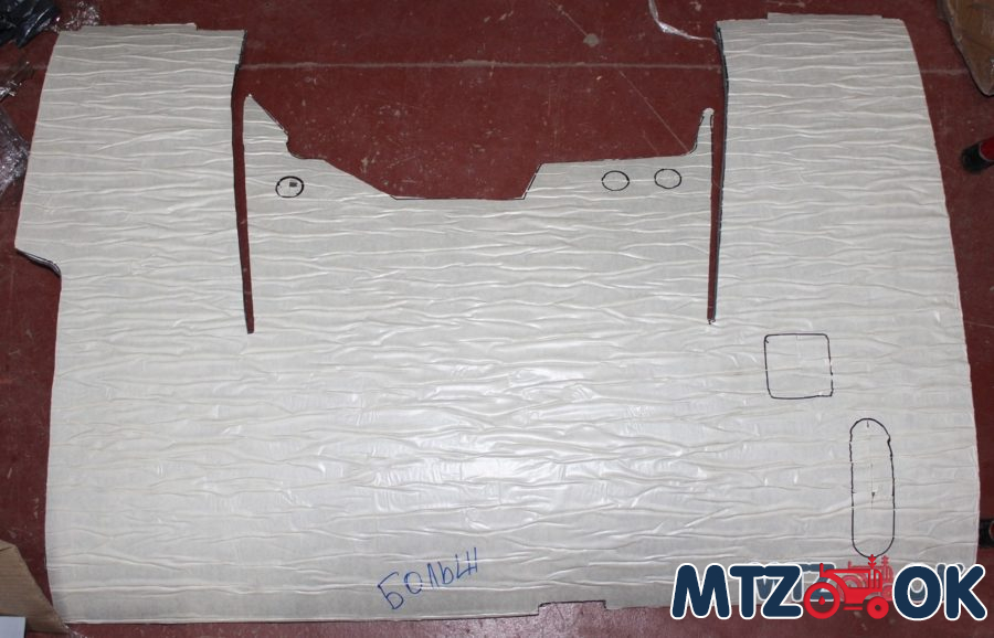 Шумоизоляция пола кабины УК (изолон 8мм) Шумоизоляция пола кабины УК (изолон 8мм)