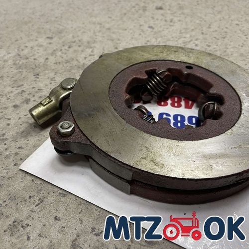 Накладка обшивки кабины задняя часть н/о 80-6700205 Накладка обшивки кабины задняя часть н/о 80-6700205