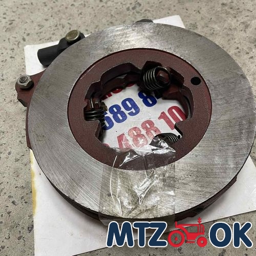 Накладка обшивки кабины задняя часть н/о 80-6700205 Накладка обшивки кабины задняя часть н/о 80-6700205