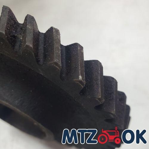 Накладка обшивки кабины задняя часть н/о 80-6700205 Накладка обшивки кабины задняя часть н/о 80-6700205