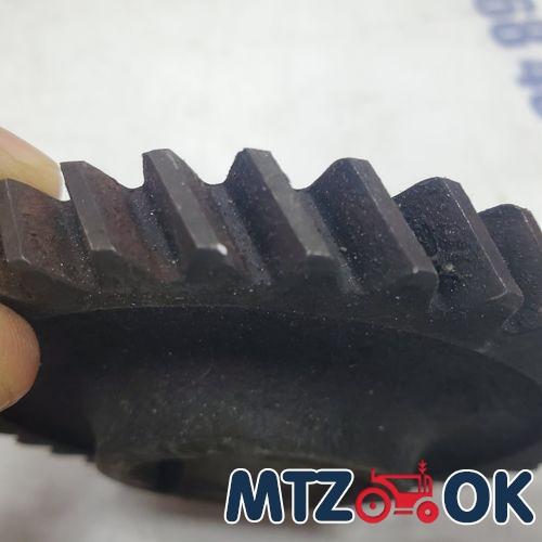 Накладка обшивки кабины задняя часть н/о 80-6700205 Накладка обшивки кабины задняя часть н/о 80-6700205