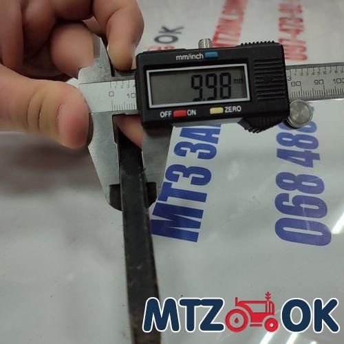 Кронштейн подножки кабины МТЗ МК 70-8405113 Кронштейн подножки кабины МТЗ МК 70-8405113