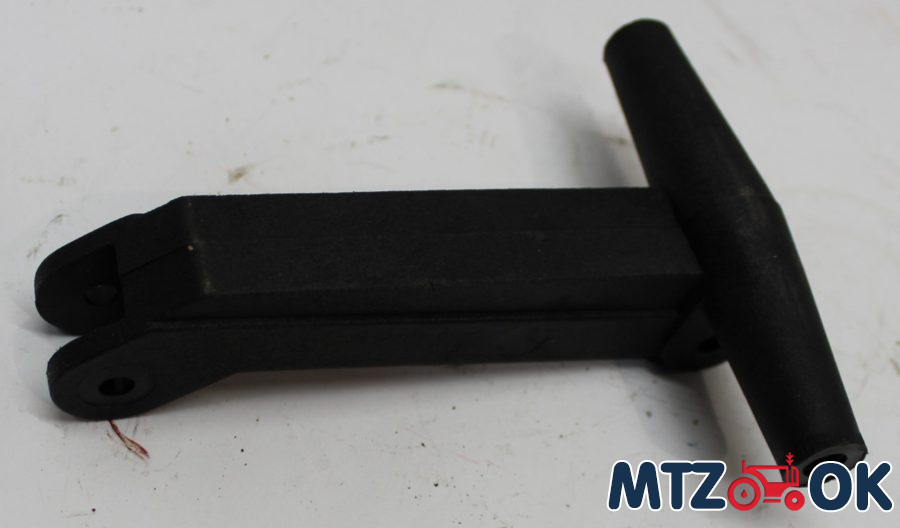 Ручка стекла бокового МТЗ (внутренняя) фиксатора стекла А37.04.051 Ручка стекла бокового МТЗ (внутренняя) фиксатора стекла А37.04.051