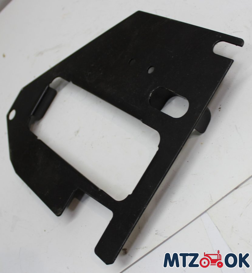 Накладка пола кабины МТЗ (пр-во Укр.) 80-6702820 Накладка пола кабины МТЗ (пр-во Укр.) 80-6702820