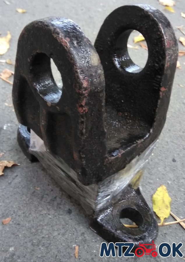 Буксир МТЗ передний 80-2806011-А Буксир МТЗ передний 80-2806011-А