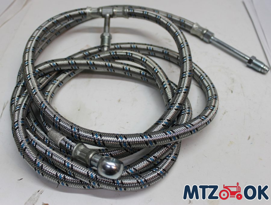 Топливопровод низкого давления в мет. оплетке 3 штуцера L=2950мм <ДК>70-1101345-Б1 Топливопровод низкого давления в мет. оплетке 3 штуцера L=2950мм <ДК>70-1101345-Б1