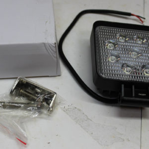 Фара LED квадратна 27W, 9 ламп (105х105х25мм) 12/24В (ФЛ-024)