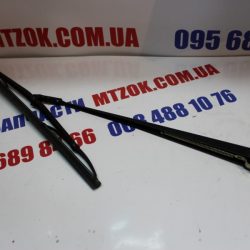 Стеклоочиститель МТЗ УК задний (рычаг и щетка СЛ230) длина 420/450мм Стеклоочиститель МТЗ УК задний (рычаг и щетка СЛ230) длина 420/450мм