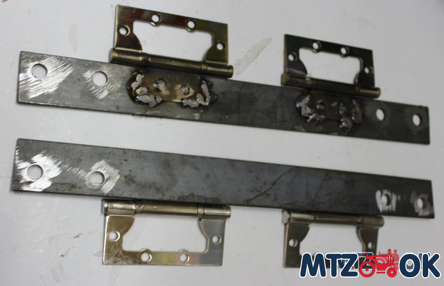 Петля капота МТЗ в сборе 50х-8401090-01 Петля капота МТЗ в сборе 50х-8401090-01