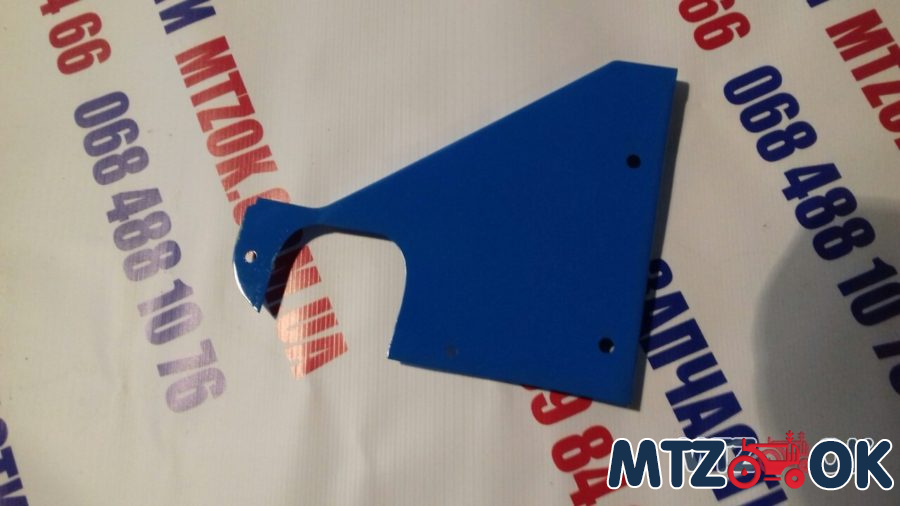 Обшивка торпеды МТЗ УК с/о правая верхняя часть 80П-6700131 Обшивка торпеды МТЗ УК с/о правая верхняя часть 80П-6700131