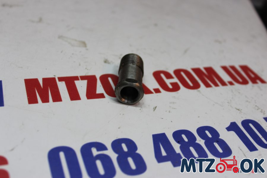 Штуцер печка (п-во Беларусь) 80-8100023 Штуцер печка (п-во Беларусь) 80-8100023