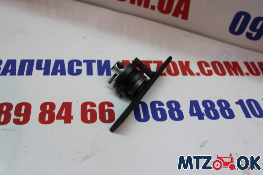 Ролик привода троса управления шторкой радиатора МТЗ,ЮМЗ,(пр-во МТЗ) (70-1310410-БА) Ролик привода троса управления шторкой радиатора МТЗ,ЮМЗ,(пр-во МТЗ) (70-1310410-БА)