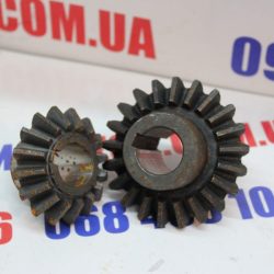 Косилка шестерня к-т (пара) Wirax 1.65 Оригинал