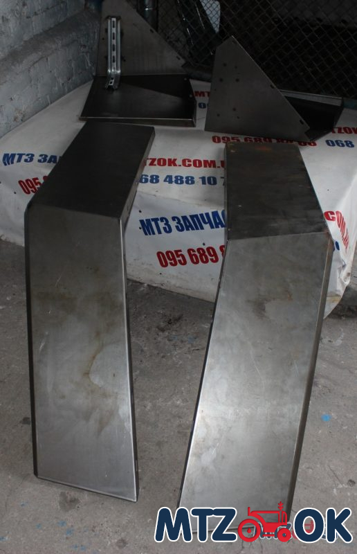 Крыло заднее МТЗ УК удлиненное неокраш. с закрылками 1,5мм к-т (собст. произв.) Крыло заднее МТЗ УК удлиненное неокраш. с закрылками 1,5мм к-т (собст. произв.)