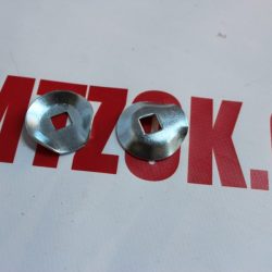 Прижим зуба грабли металл