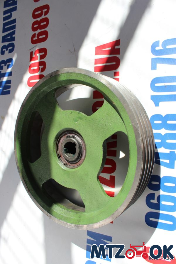 Шкив большой 1,65 комплектный с подшипником и трещеткой Шкив большой 1,65 комплектный с подшипником и трещеткой