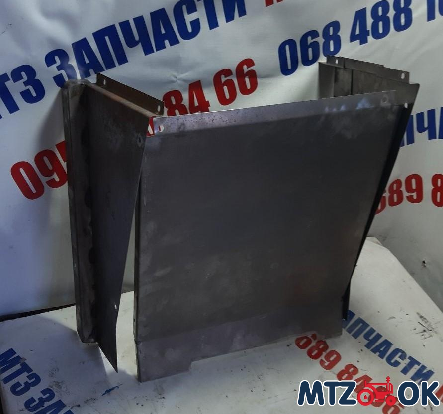 Обшивка торпеды МТЗ МК под стартер голый металл 70-8402240/70-М02080-А/70-8402120/70-8402090/70Л-8402090 Обшивка торпеды МТЗ МК под стартер голый металл 70-8402240/70-М02080-А/70-8402120/70-8402090/70Л-8402090