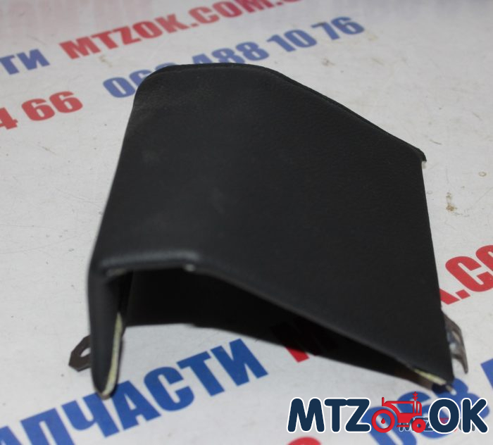 Кожух управления понижающим редуктором МТЗ УК н/о в кожзаме (собств. пр-во) 80-6700370-Б Кожух управления понижающим редуктором МТЗ УК н/о в кожзаме (собств. пр-во) 80-6700370-Б