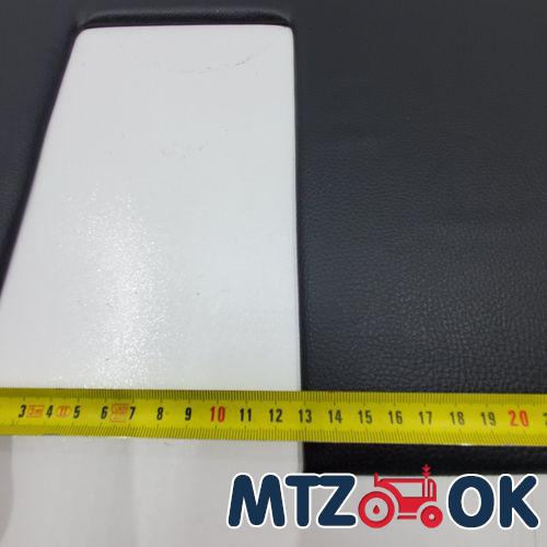 Обшивка люка крыши МТЗ УК металлической н/о (890х630мм) Обшивка люка крыши МТЗ УК металлической н/о (890х630мм)