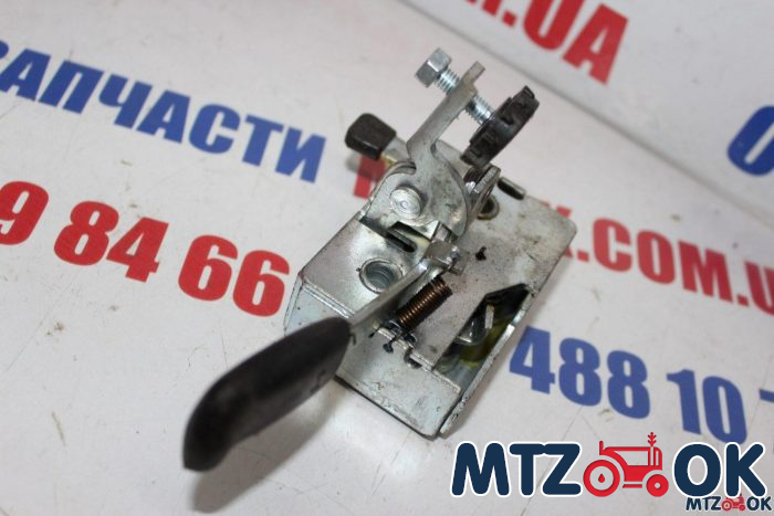 Замок двери МТЗ УК левый (пр-во МТЗ) 80-6105050 Замок двери МТЗ УК левый (пр-во МТЗ) 80-6105050