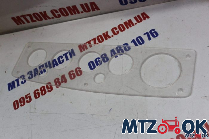 Стекло указателей щитка приборов МТЗ с/о 70-3801012А Стекло указателей щитка приборов МТЗ с/о 70-3801012А