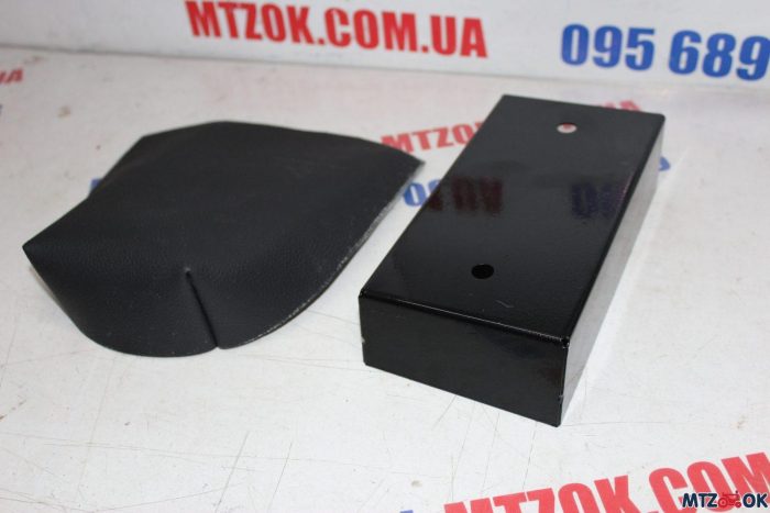 Обшивка накладки кабины МТЗ-УК (с/о) Обшивка накладки кабины МТЗ-УК (с/о)