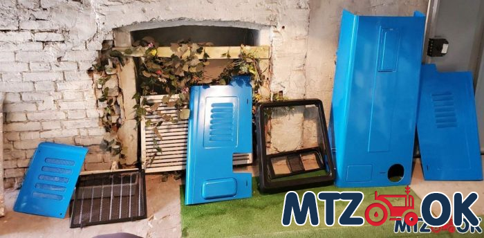 Капот МТЗ 900,920 (пр-во МТЗ) 90-8402020 Капот МТЗ 900,920 (пр-во МТЗ) 90-8402020