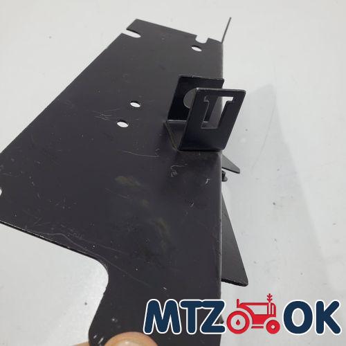 Боковина пола кабины правая МТЗ (пр-во Украина) 80-6702330Укр Боковина пола кабины правая МТЗ (пр-во Украина) 80-6702330Укр