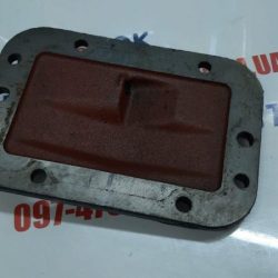 Крышка КПП левая (пр-во МТЗ) 70-1701454-А2 Крышка КПП левая (пр-во МТЗ) 70-1701454-А2