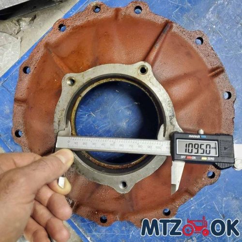 Крышка редуктора конечной передачи ПВМ (посадочный d=110мм) 72-2308016-Б (пр-во МТЗ) Крышка редуктора конечной передачи ПВМ (посадочный d=110мм) 72-2308016-Б (пр-во МТЗ)