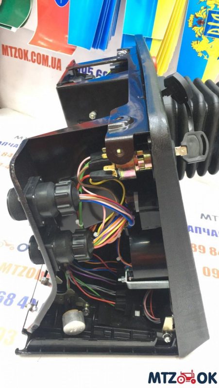 Щиток приборов МТЗ УК н/о в сборе (1+1) (пр-во Беларусь) 80-3805010-Д Щиток приборов МТЗ УК н/о в сборе (1+1) (пр-во Беларусь) 80-3805010-Д