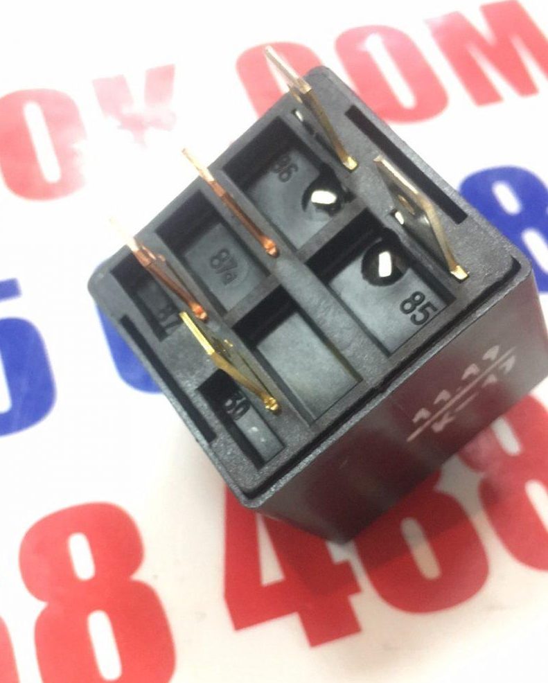 Реле стартера РС-738 12В(ан.РС-530)(Авария)738.3747-30 Реле стартера РС-738 12В(ан.РС-530)(Авария)738.3747-30