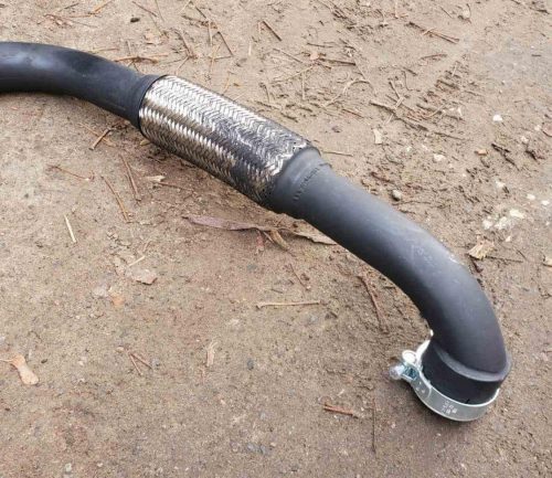 Глушитель МТЗ 892 прямоток (накладка черная), толщина 1,5мм Глушитель МТЗ 892 прямоток (накладка черная), толщина 1,5мм