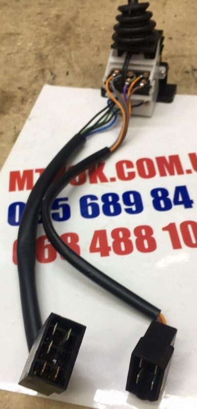 Переключатель света МТЗ (3912.3769) (фар, поворотов и звукового сигнала) (пр-во УП Ясма) Переключатель света МТЗ (3912.3769) (фар, поворотов и звукового сигнала) (пр-во УП Ясма)