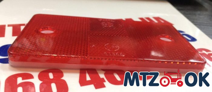 Катафот прямоугольный с отверстиями широкий (красный) 12,5х7см (пр-во Украина) Катафот прямоугольный с отверстиями широкий (красный) 12,5х7см (пр-во Украина)