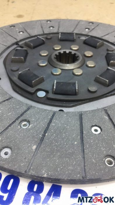 Диск сцепл. ведомый МТЗ 80,82 (пр-во HBR) 85-1601130-01HBR Диск сцепл. ведомый МТЗ 80,82 (пр-во HBR) 85-1601130-01HBR