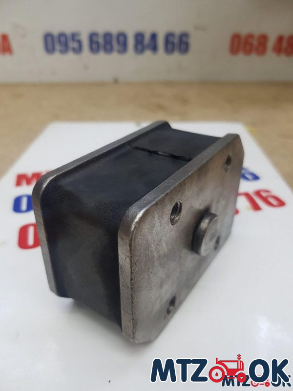 Амортизатор Д 240,243,245 опоры двигателя передн. (пр-во Украина) 240-1001025 Амортизатор Д 240,243,245 опоры двигателя передн. (пр-во Украина) 240-1001025