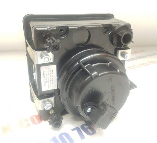 Фара МТЗ передняя квадратная с ламп. в пластм. корпусе 12В (пр-во Беларусь) ФГ-308 Фара МТЗ передняя квадратная с ламп. в пластм. корпусе 12В (пр-во Беларусь) ФГ-308